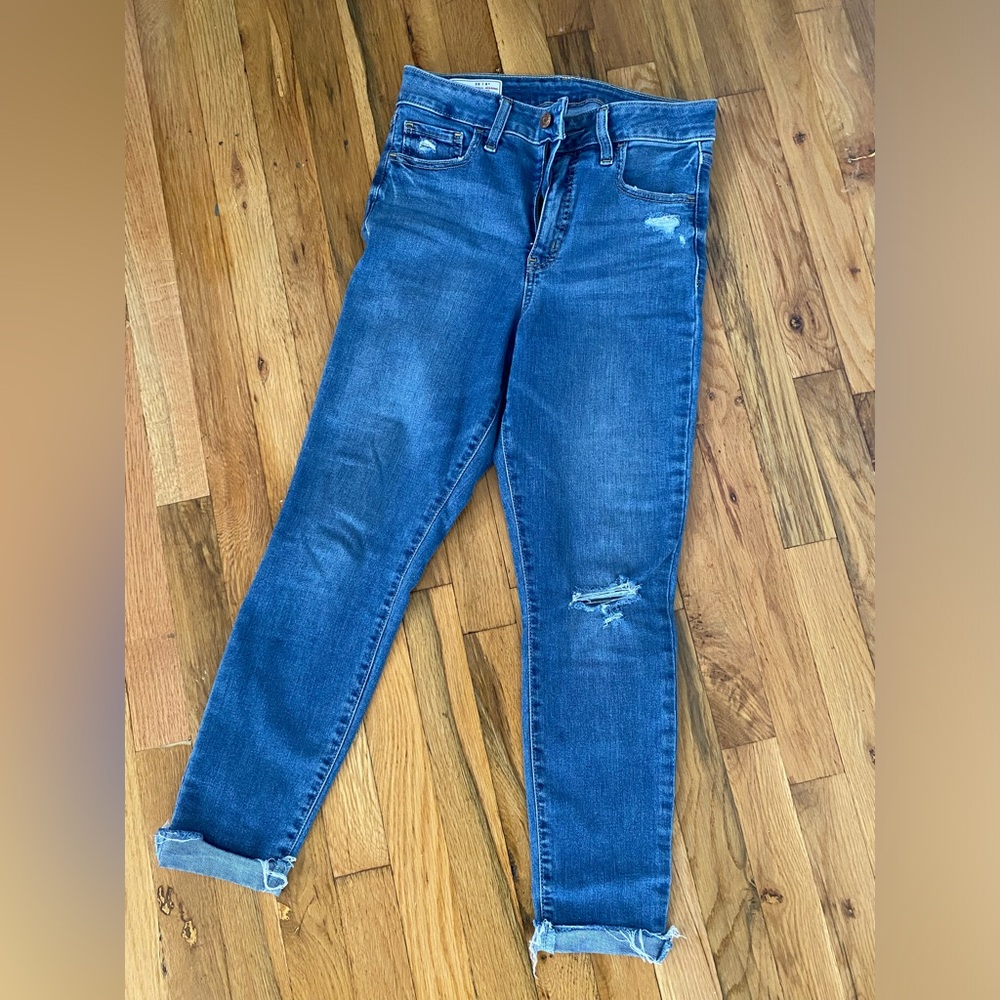 Gap High Rise Jeggings